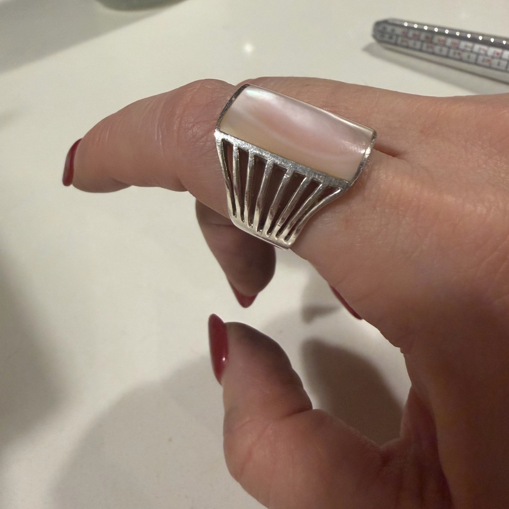 Elegant Silver and White Ring